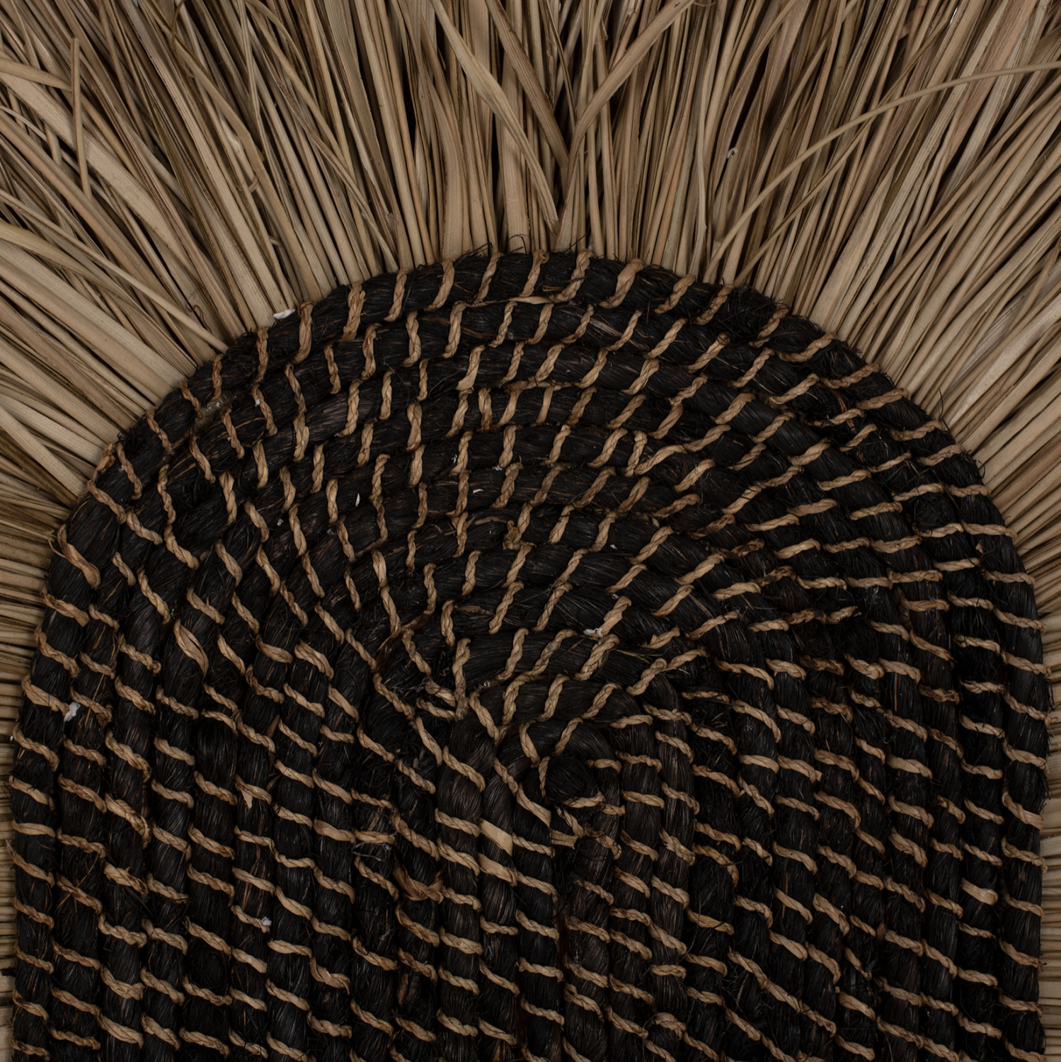 diakosmitiko-toichoy-obal-apo-grass-kai-5
